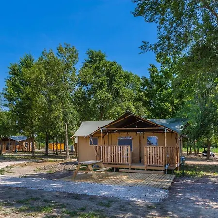 Tenuta Regina - Glamping Luxury And Gospodarstwo wiejskie *