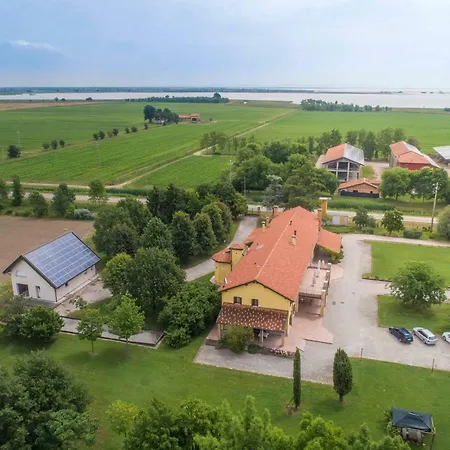 Gospodarstwo wiejskie Tenuta Regina - Glamping Luxury And Palazzolo dello Stella