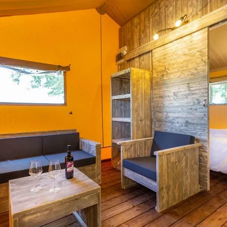 Tenuta Regina - Glamping Luxury And Gospodarstwo wiejskie Palazzolo dello Stella