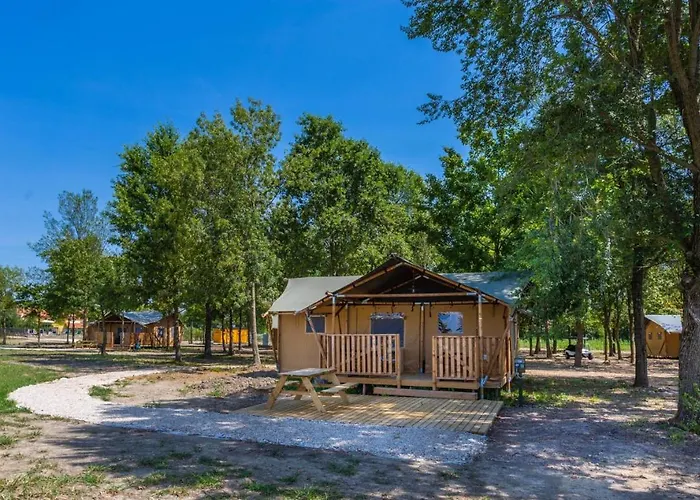 Tenuta Regina - Glamping Luxury And Εξοχικό σπίτι *