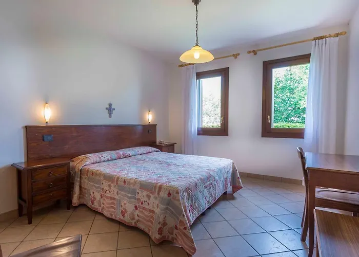 Tenuta Regina - Glamping Luxury And Εξοχικό σπίτι