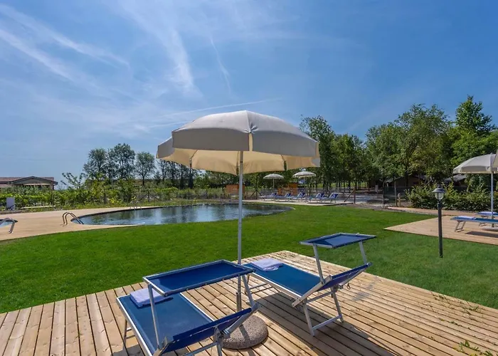 Tenuta Regina - Glamping Luxury And Εξοχικό σπίτι Palazzolo dello Stella